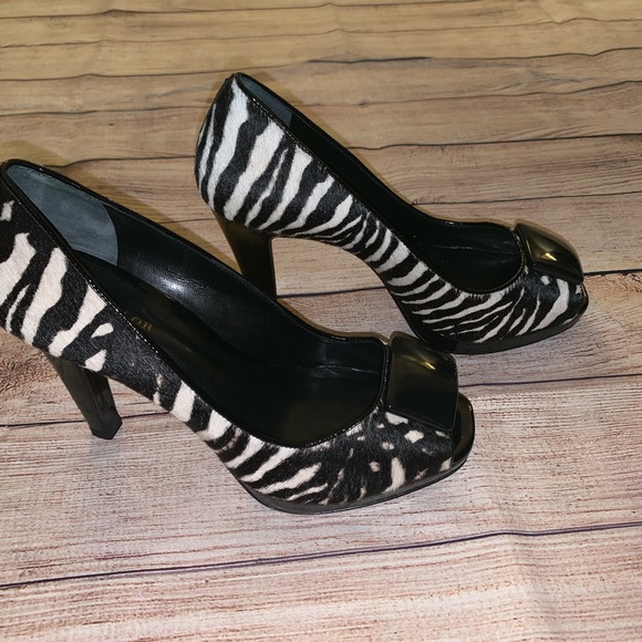 Ann Taylor Size 7 Platform open toe pumps - Picture 2 of 8